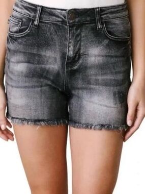 NWT Judy Blue Distressed Denim Shorts